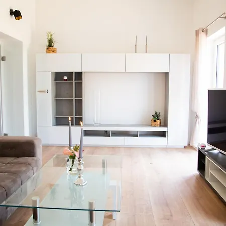 Meisterhaus 5 Fischergasse 6 B *